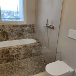 doccia aperta combinata con vasca