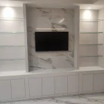 mobile soggiorno con mensole su misura