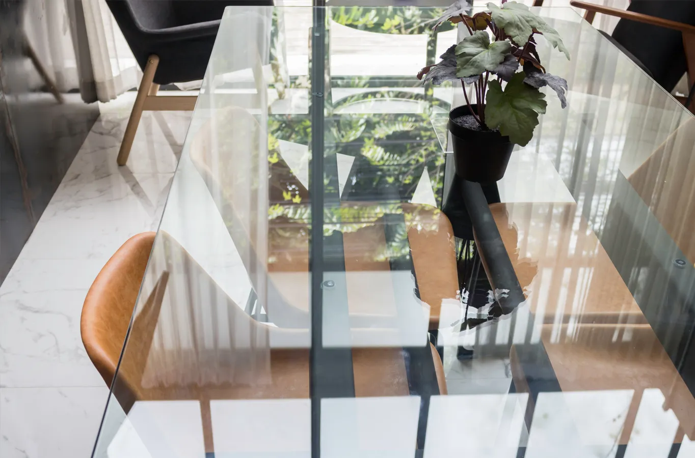 tavolo cristallo milano