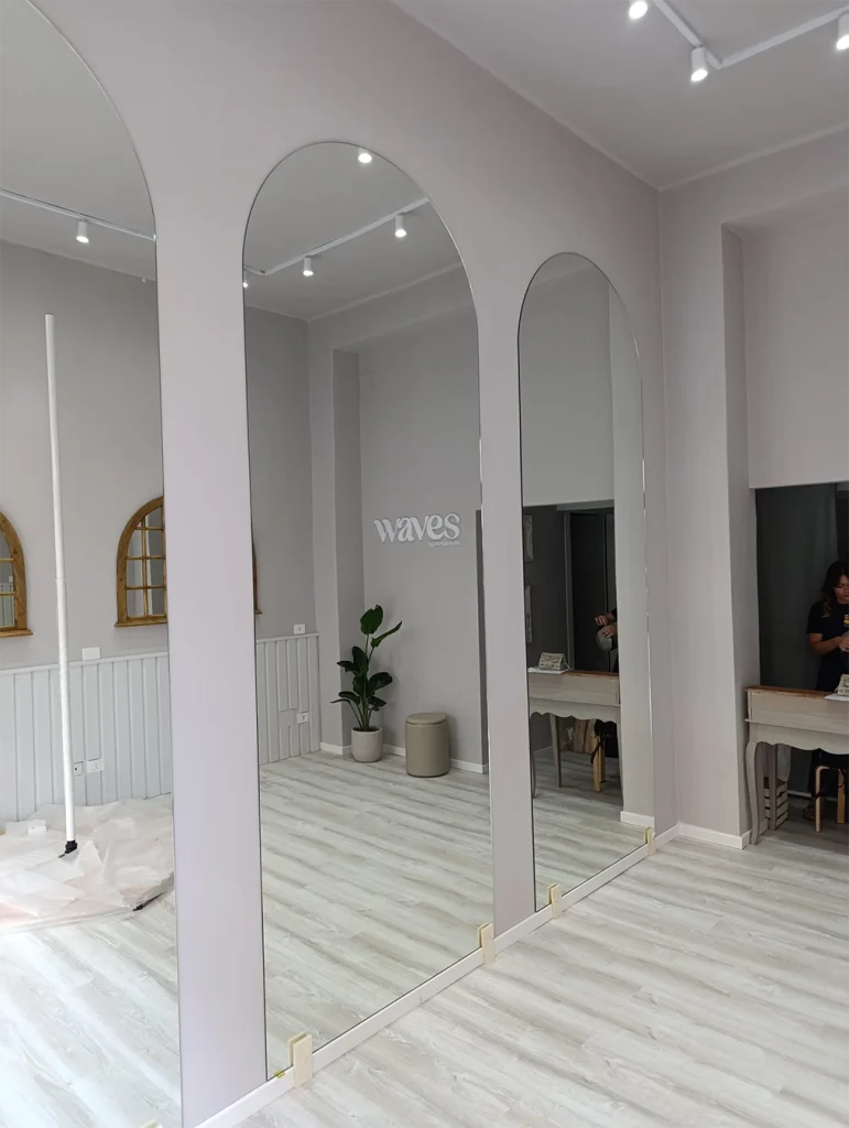 specchio per palestra sagomato